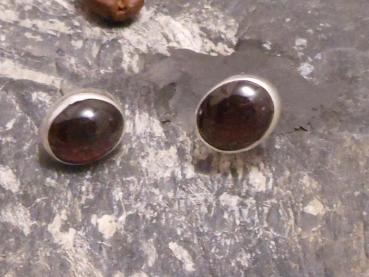 Ohrstecker Granat